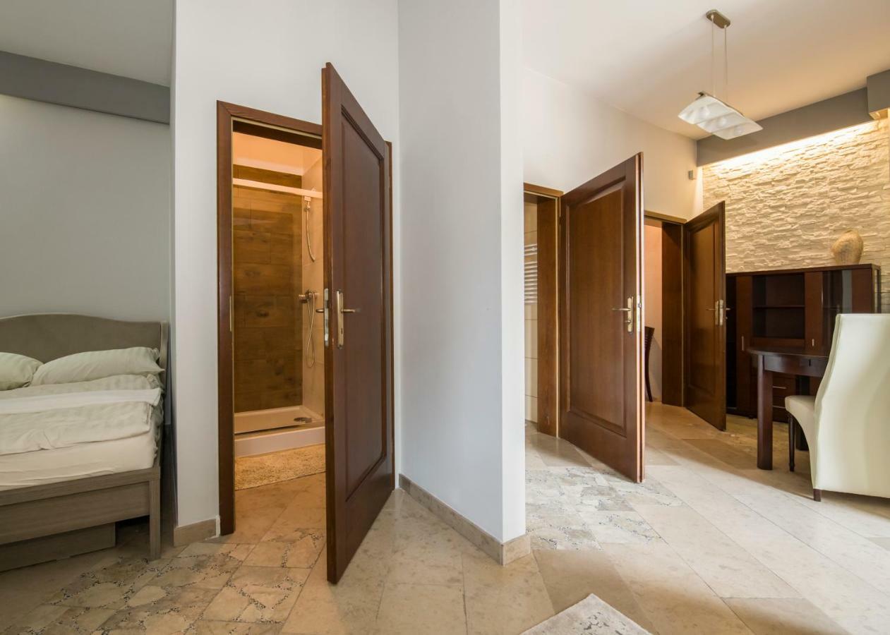 Apartamenty Na Warszawskiej سيرادز المظهر الخارجي الصورة