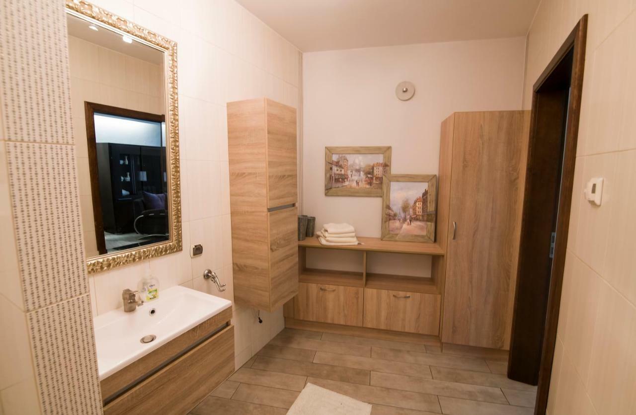 Apartamenty Na Warszawskiej سيرادز المظهر الخارجي الصورة
